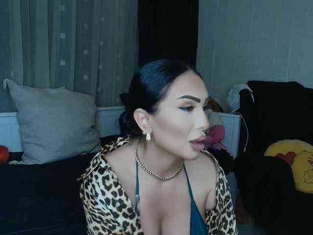 queenmeryem webcam