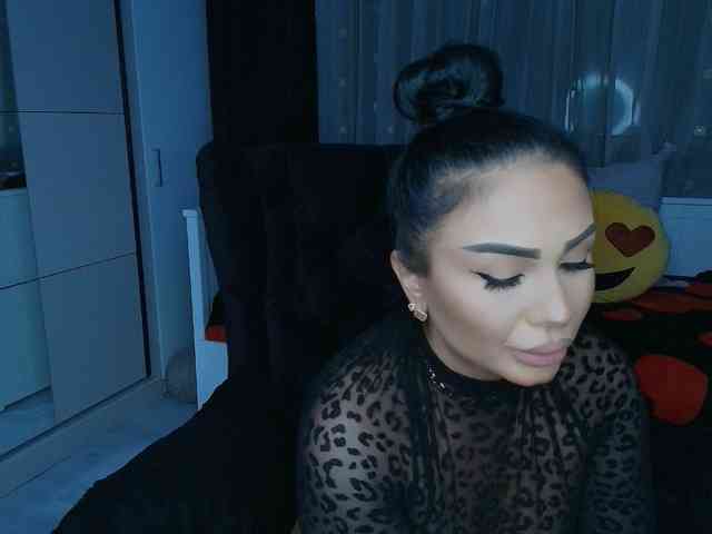 queenmeryem webcam
