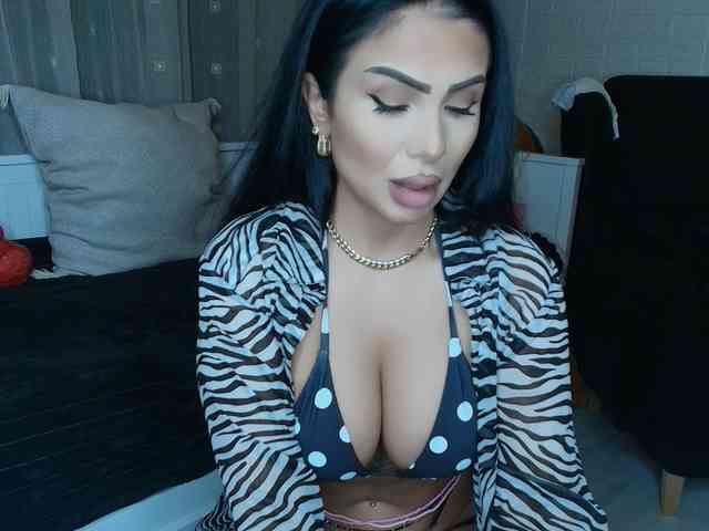 queenmeryem webcam