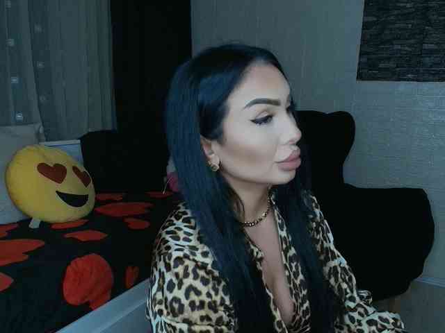 queenmeryem webcam