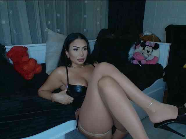 Queenmeryem - Girl 