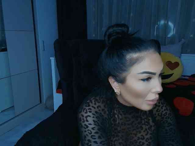 queenmeryem webcam