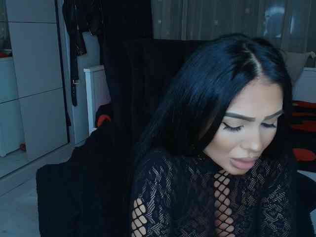queenmeryem webcam