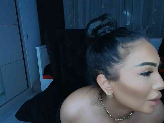 queenmeryem webcam