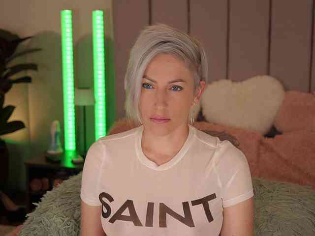 VickySecret webcam