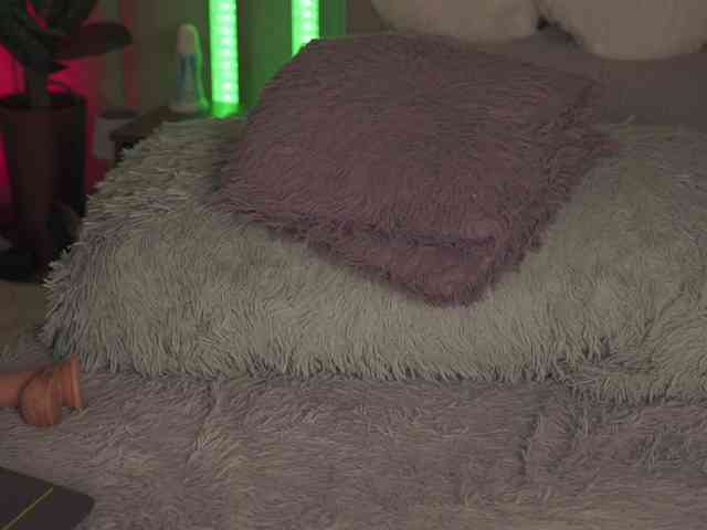 VickySecret webcam