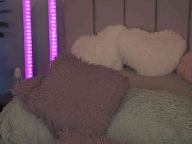VickySecret webcam