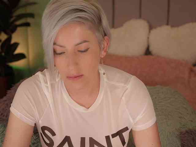 VickySecret webcam