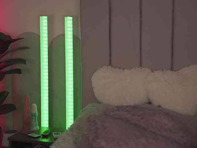 VickySecret webcam