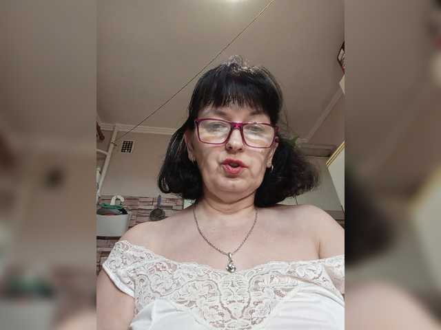 Danccee358 live cam on BongaCams