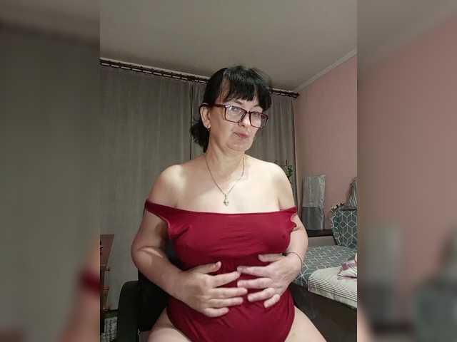 Danccee358 live cam on BongaCams