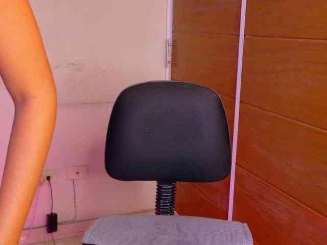 AlainaSaint webcam