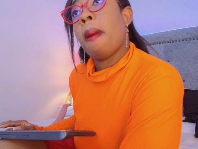 CaseyMoons live webcam show