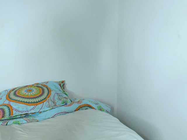 CaseyMoons live cam on BongaCams