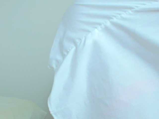 CaseyMoons live cam on BongaCams
