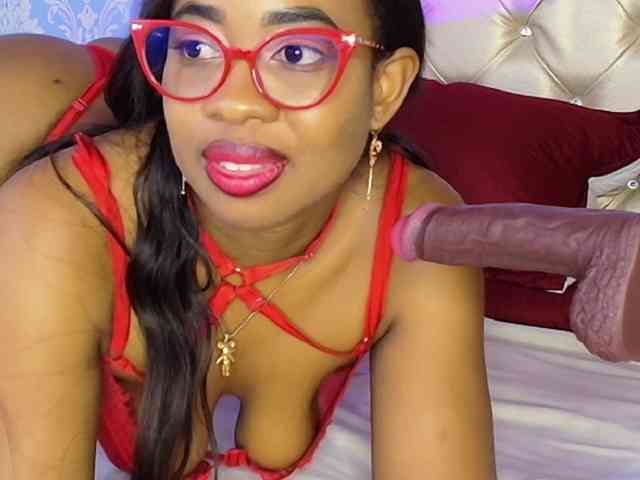 CaseyMoons webcam