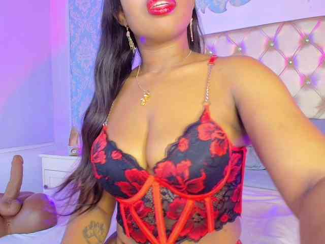 CaseyMoons webcam
