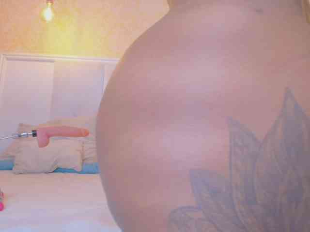 CaseyMoons webcam