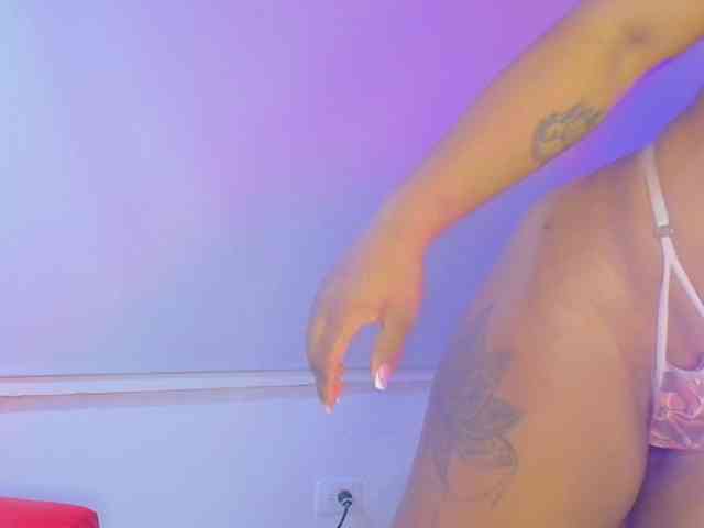 CaseyMoons webcam