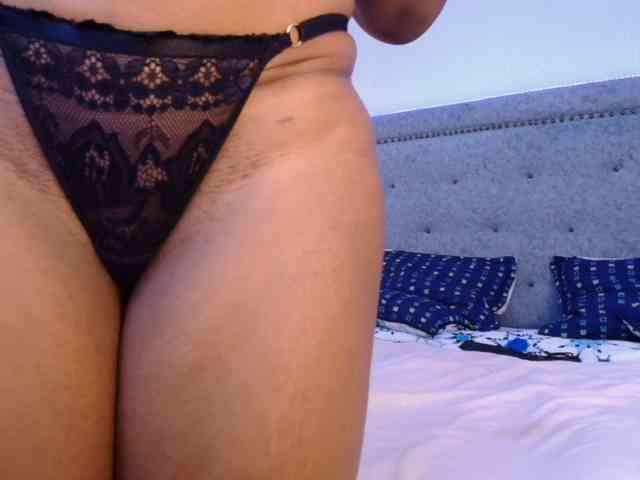 CaseyMoons webcam