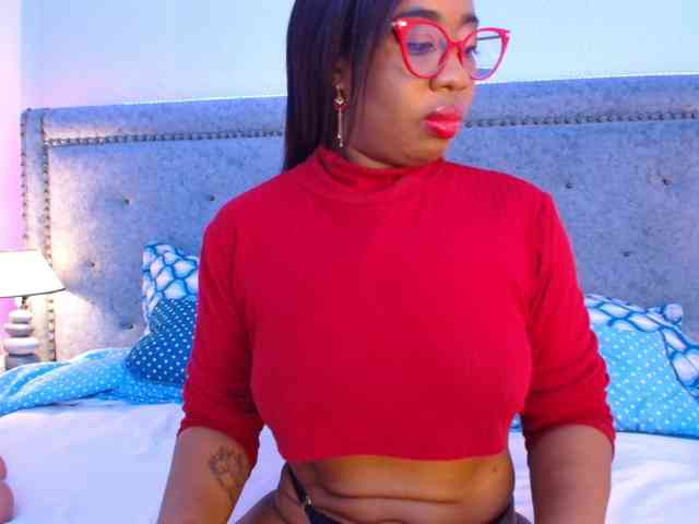 CaseyMoons webcam