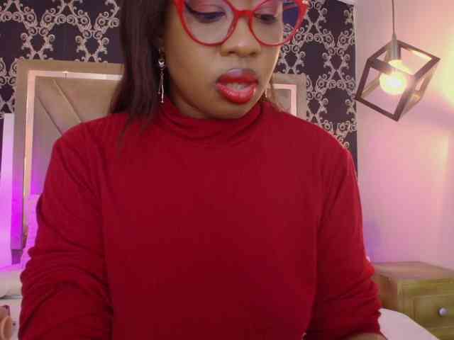 CaseyMoons webcam