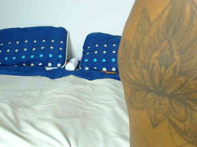 CaseyMoons webcam