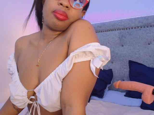CaseyMoons webcam