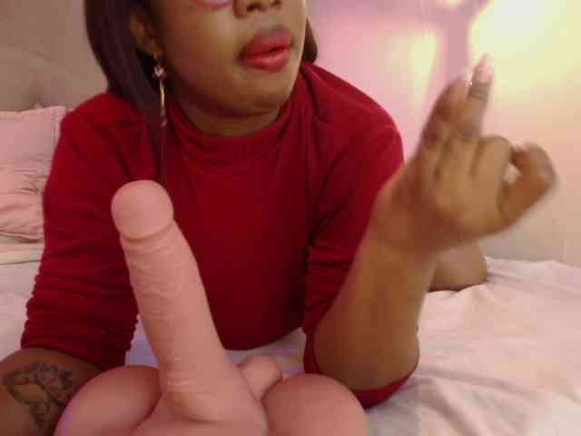 CaseyMoons webcam