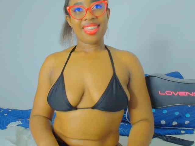 CaseyMoons webcam