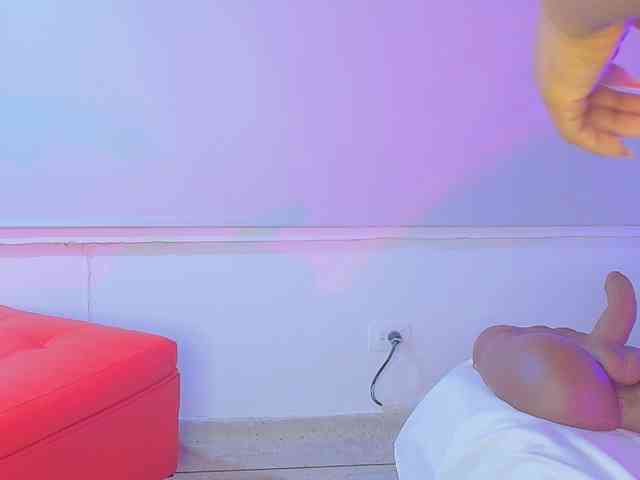 CaseyMoons webcam