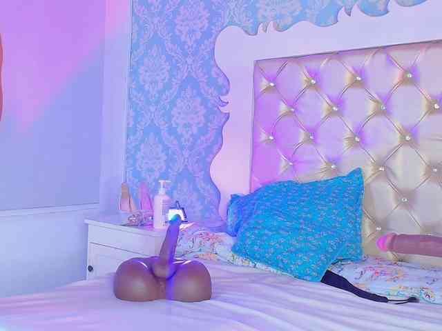 CaseyMoons webcam