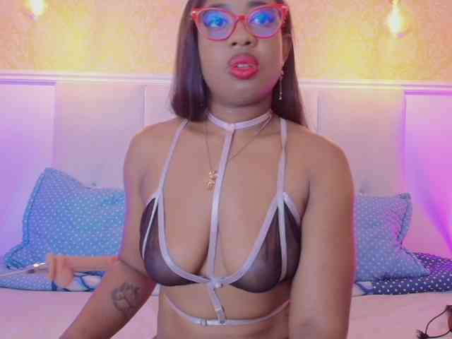 Model: CaseyMoons