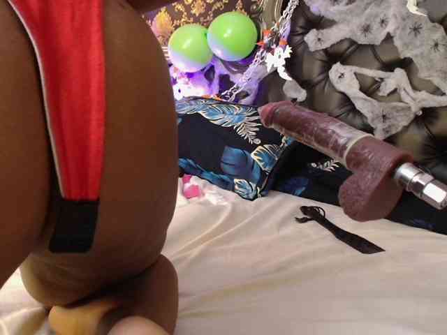 Modelo: CaseyMoons
