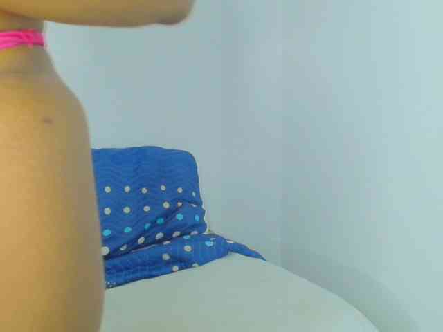 CaseyMoons webcam