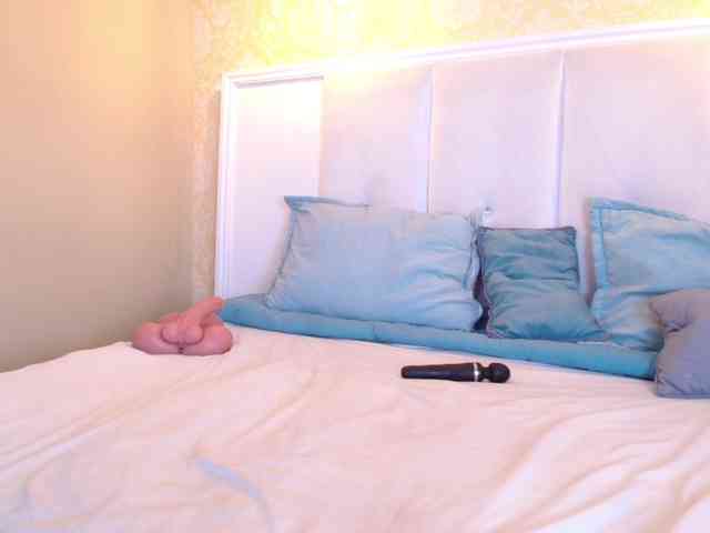 CaseyMoons webcam