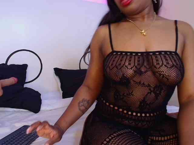 CaseyMoons webcam