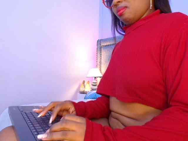 CaseyMoons webcam