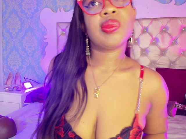 CaseyMoons webcam