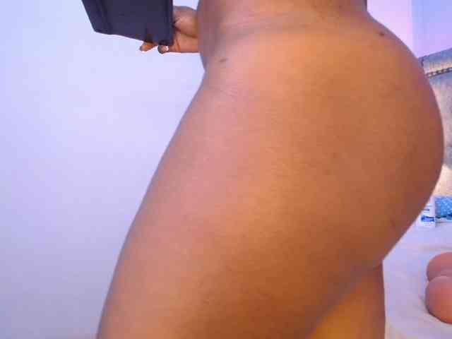 CaseyMoons webcam