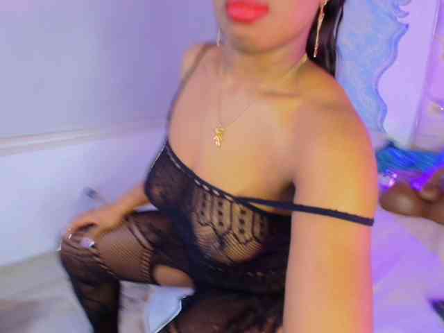 CaseyMoons webcam