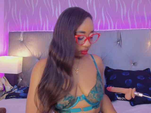 CaseyMoons webcam