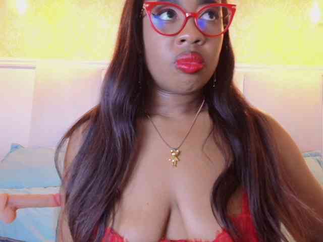 CaseyMoons webcam