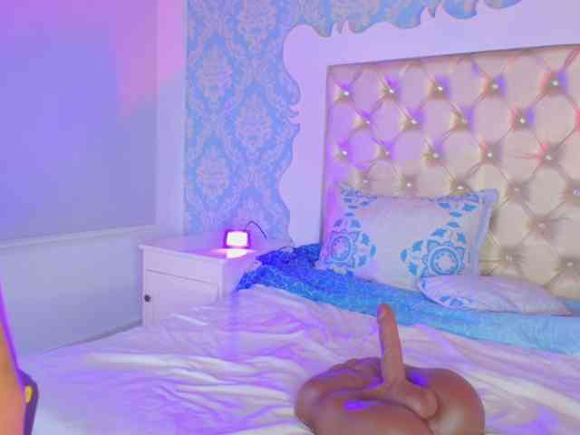 CaseyMoons webcam
