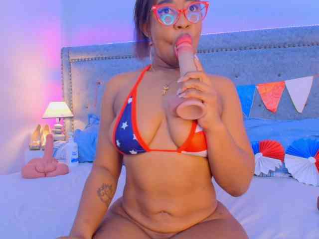 CaseyMoons webcam