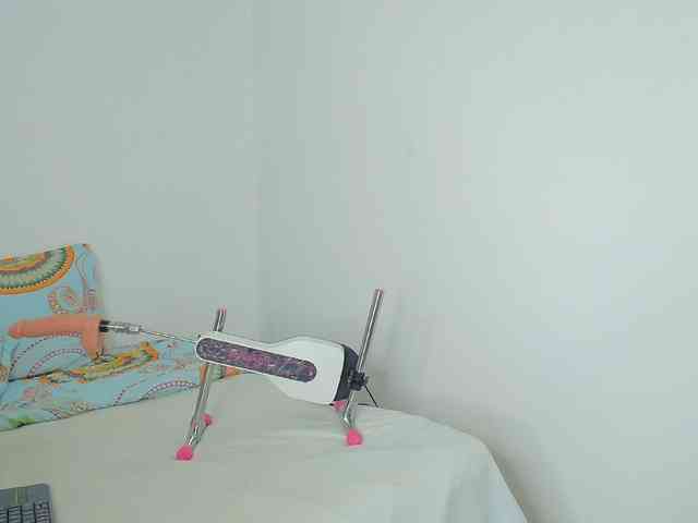 CaseyMoons webcam