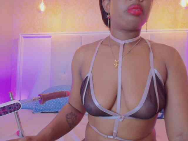 CaseyMoons webcam