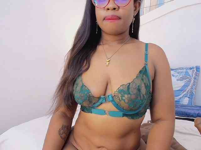 CaseyMoons webcam