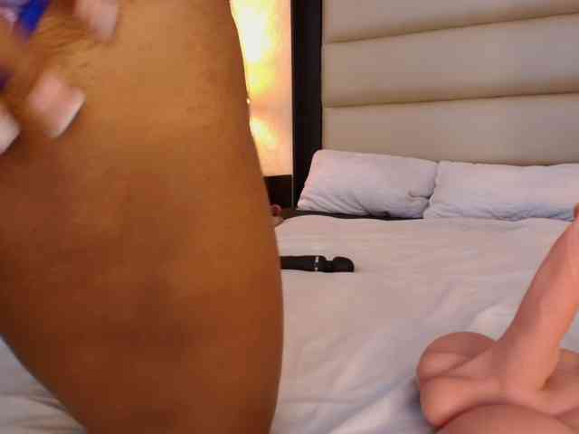 CaseyMoons webcam