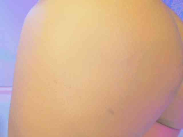 CaseyMoons webcam
